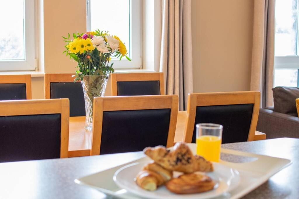 310 - The Carrowbeg At The Harbour Mills By Shortstays Westport Luaran gambar